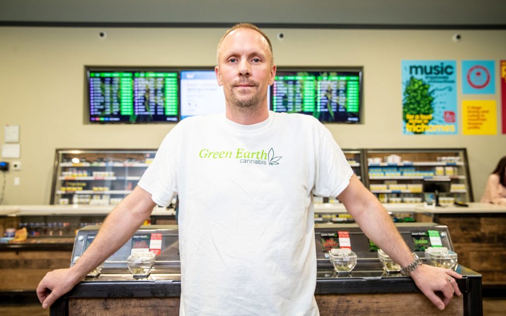 Cannabis Retail Guide: Green Earth Cannabis, Calgary